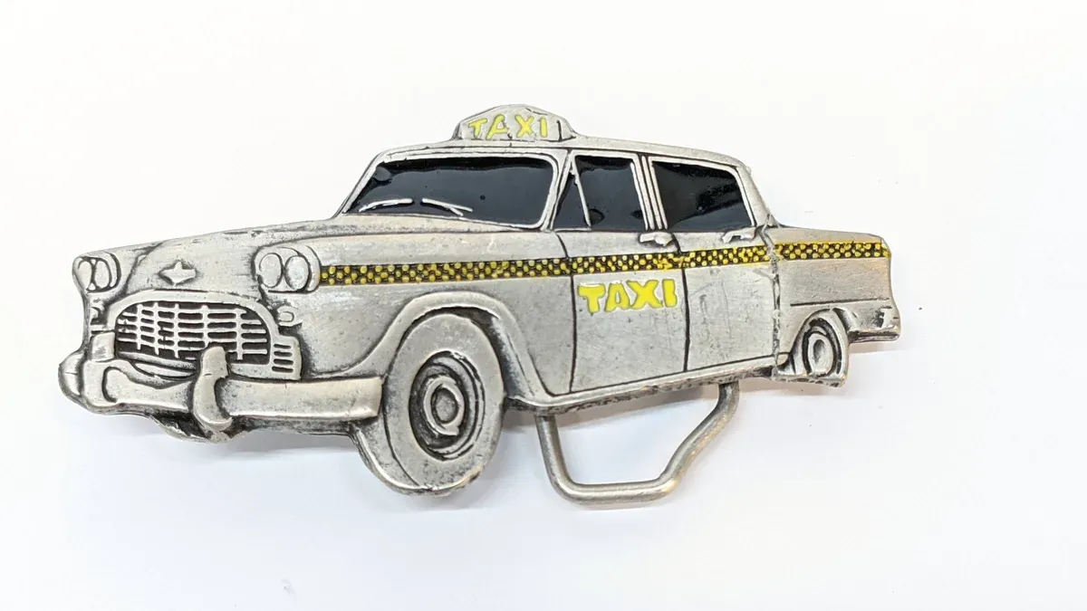 This is a meticulously detailed scale model of a 1927 Packard automobile with custom limousine coachwork, identifiable by its distinctive hood vents and art deco grille treatment.